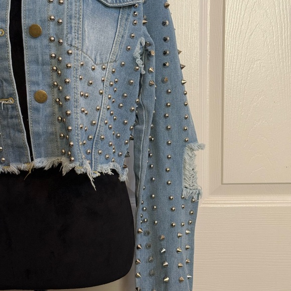 Stunning Studded Denim Distressed Jacket - Picture 2 of 8